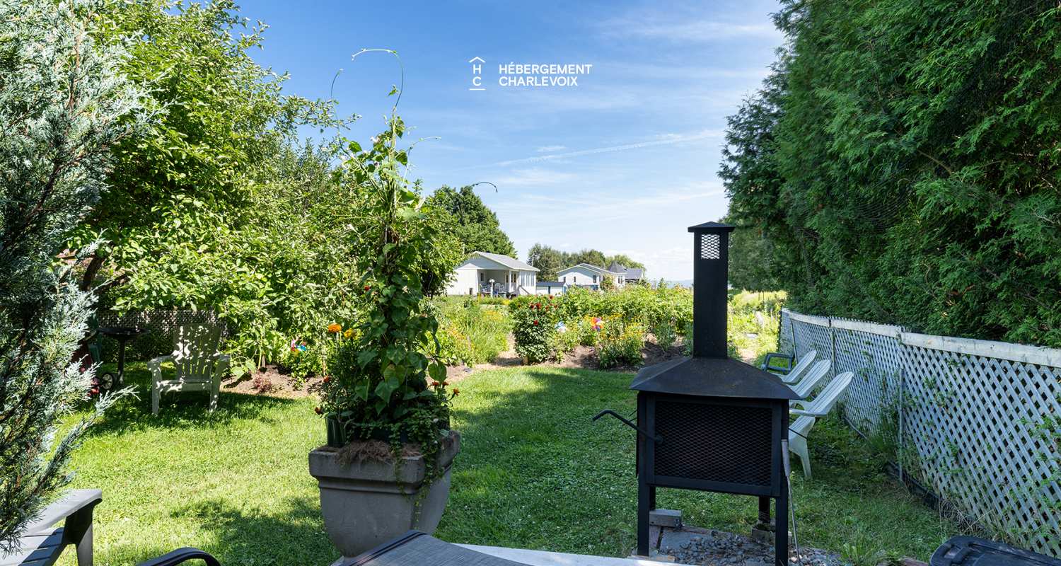 LOG-911 - In the heart of the village